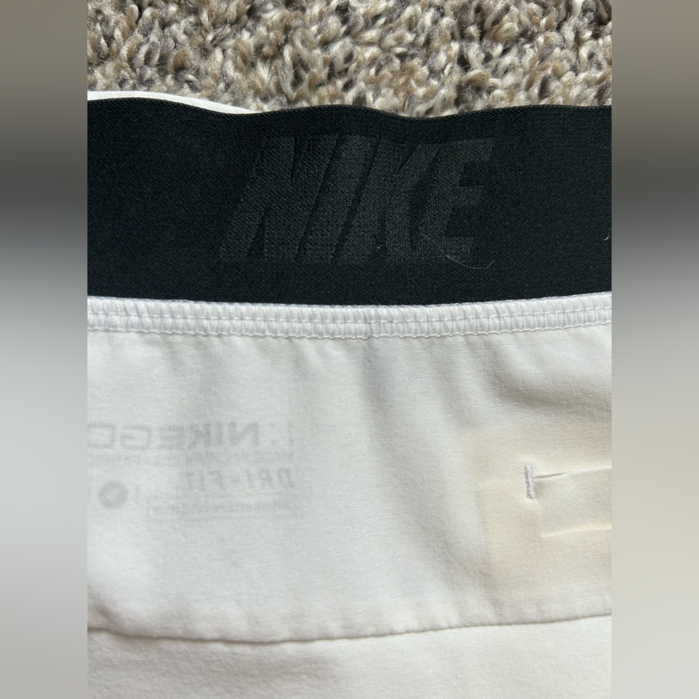 Nike Wome’s White Golf Dri-Fit Skirt and Under Shorts size small - Picture 12 of 13